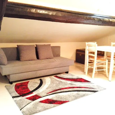 Apartment Mansarda Porta Venezia *