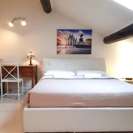 Mansarda Porta Venezia Apartment