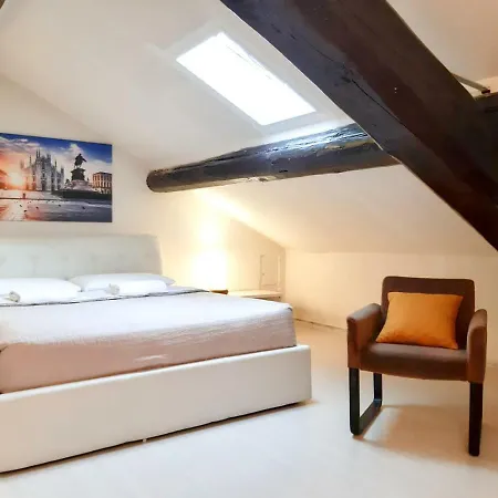 Apartment Mansarda Porta Venezia *